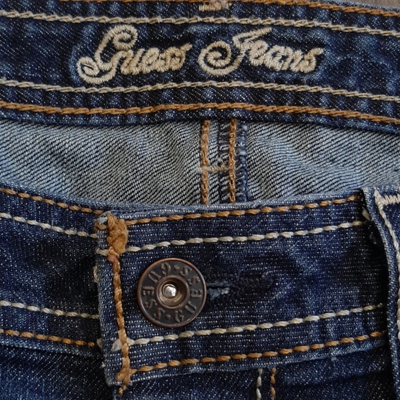 GUESS Y2k Denim Mini Shorts Dolphin Hem Embroidered Logo - Picture 5 of 10